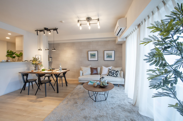 照明と香りの演出